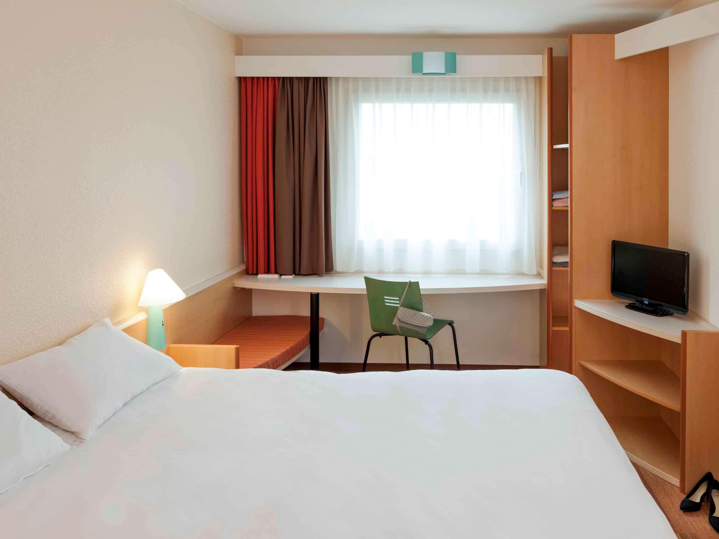 ไอบิส อาลิกันเต Hotel ภายนอก รูปภาพ