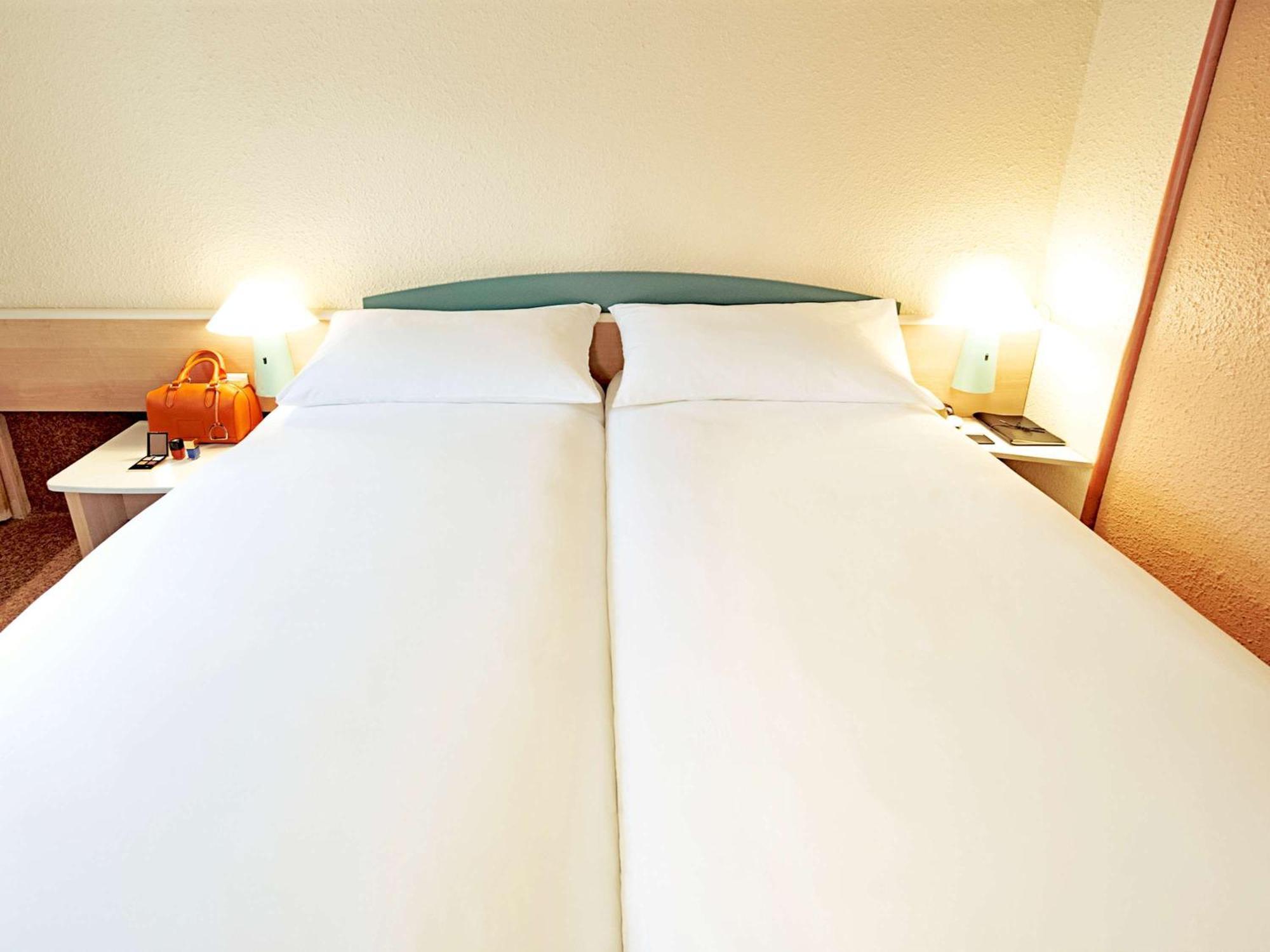 ไอบิส อาลิกันเต Hotel ภายนอก รูปภาพ