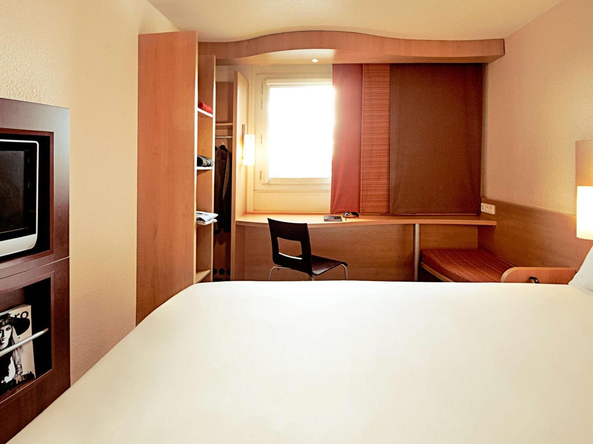 ไอบิส อาลิกันเต Hotel ภายนอก รูปภาพ